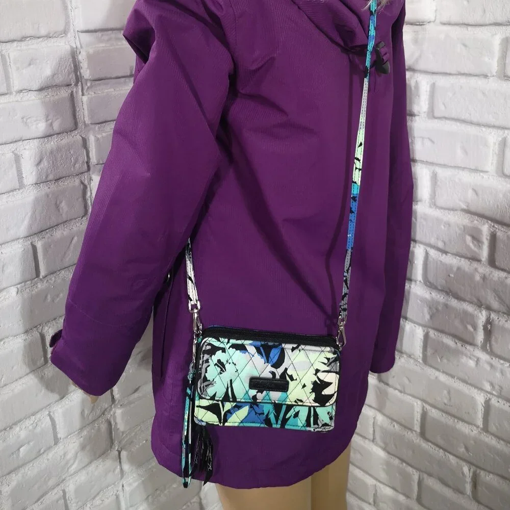 Vera Bradley Double Zip Retired Camofloral Pattern Wristlet Crossbody or Wallet - Picture 9 of 11